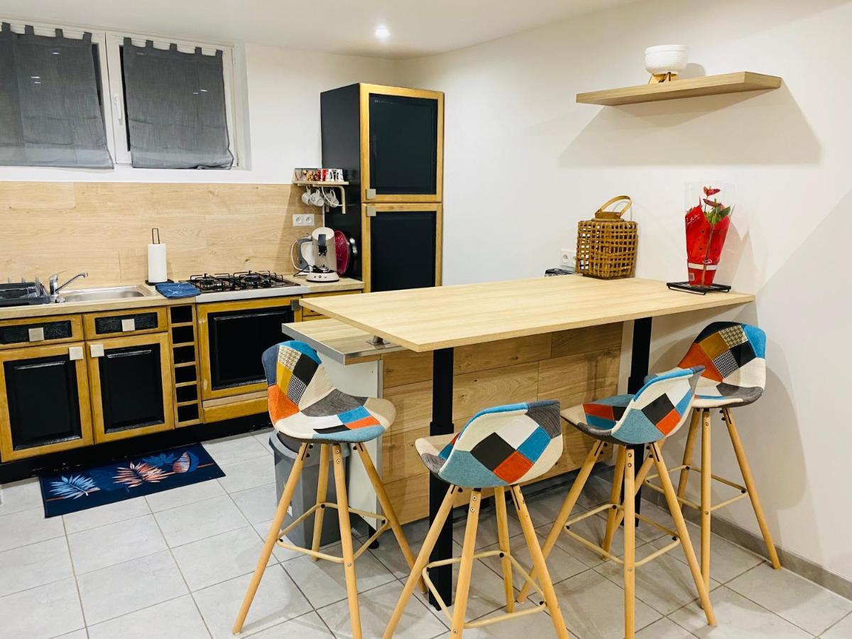 Studio 40M2 Plein Pied Avec Parking Jussac 外观 照片