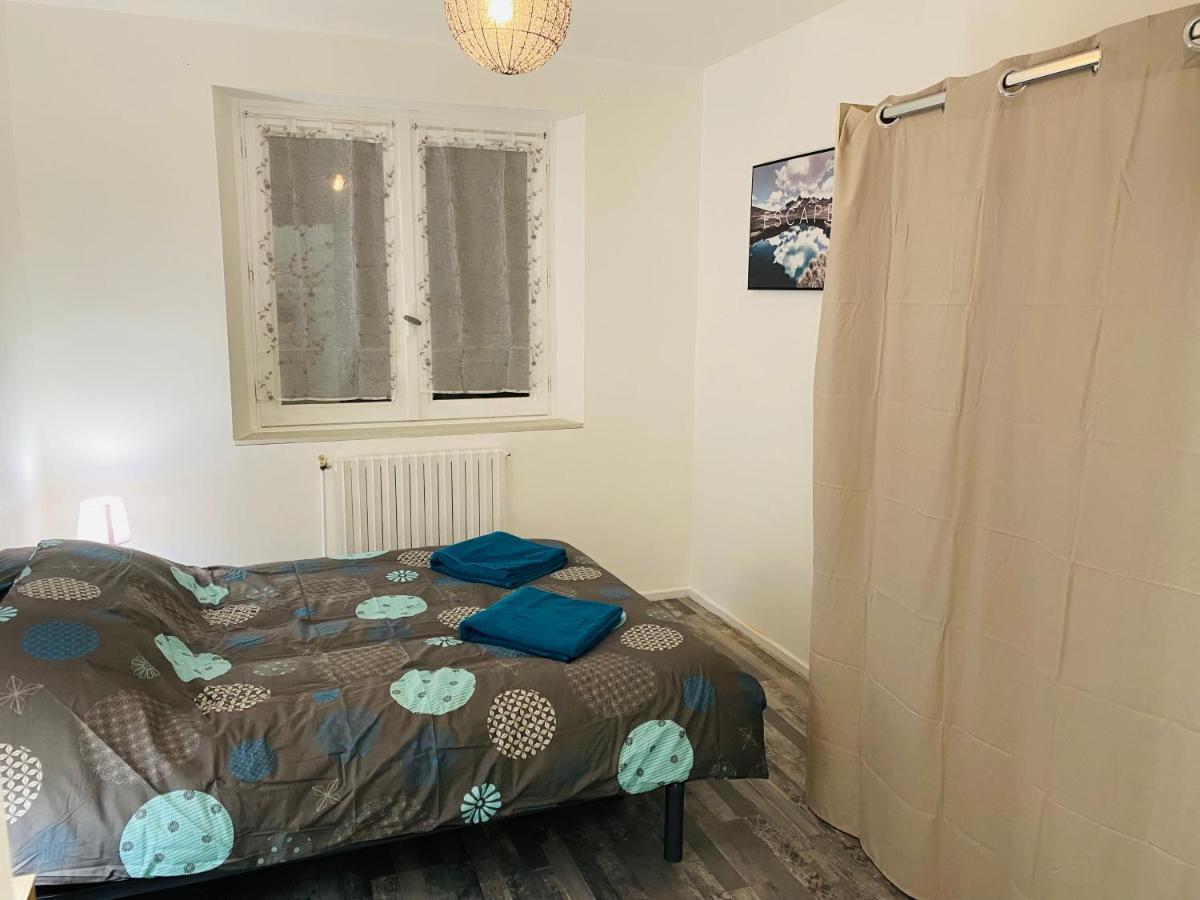 Studio 40M2 Plein Pied Avec Parking Jussac 外观 照片